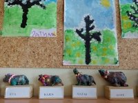 ,,Vytinukai,, per Jurgines ,, išginė,, savo karvytes į žydinčius vyšnių sodus...