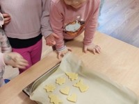 Edukacinė valandėlė "Sveikuoliškų sausainiukų gaminimas"