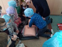 Edukacija apie gydytojo darbą