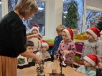 Edukacija „Net ir tamsiausią naktį galime uždegti šviesą“