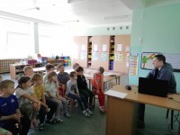 Edukacinė valandėlė apie pinigus