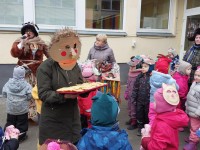 Jei dar nieks nežino – eisim šiandien kepti blynų!