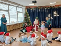 Linksmybės su Kalėdų Seneliu