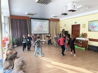 Nors dar mažas aš esu, bet atjausti ir padėti noriu, ir galiu