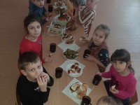 Šiandien darželyje gardžiai kvepėjo Agotos duonelė