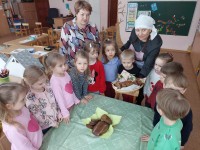 Šiandien darželyje gardžiai kvepėjo Agotos duonelė