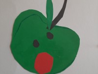 Spalis vaikų darbeliuose