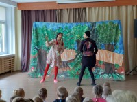 Svečiuose – „Drakoniuko“ teatras