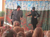 SVEČIUOSE "DRAKONIUKO TEATRAS"
